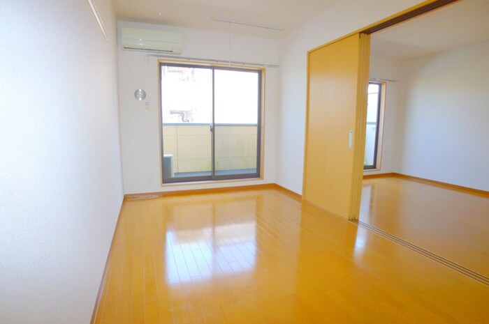 物件内観写真17　(居室)