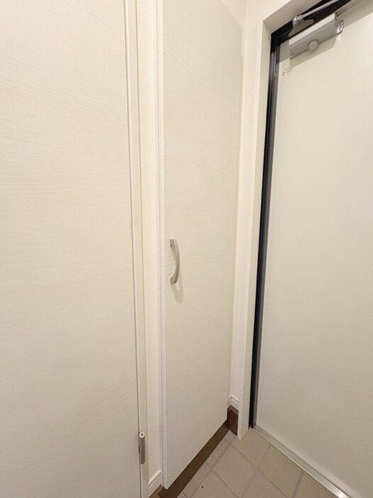 物件内観写真18　(靴箱)