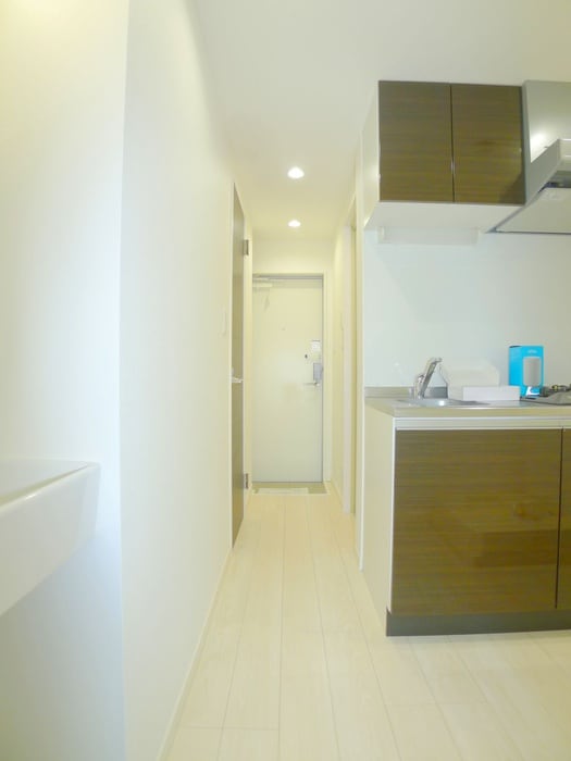 物件内観写真21　(廊下)