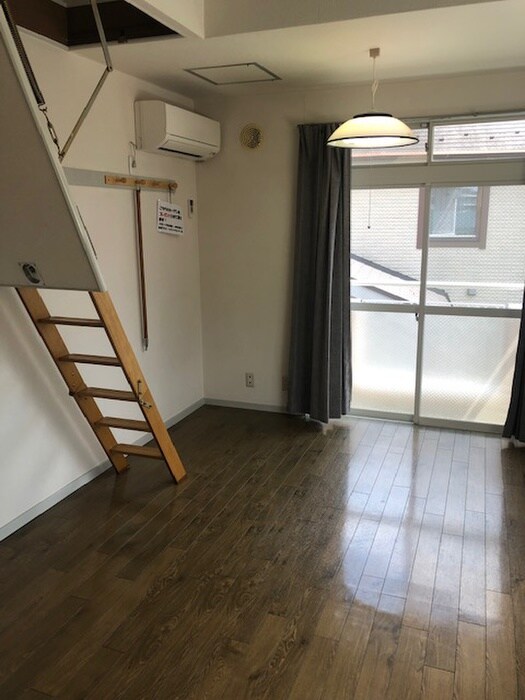 物件内観写真7　(居室)