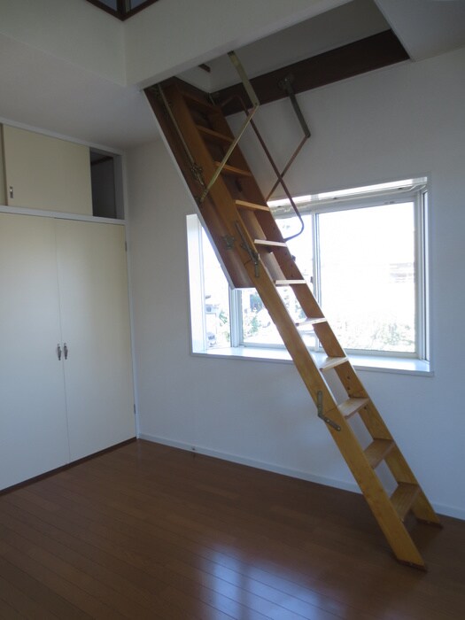 物件内観写真9　(居室)