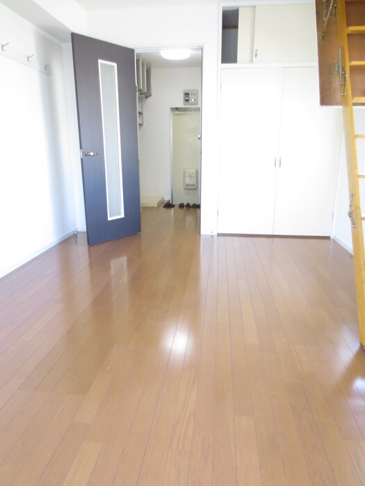 物件内観写真10　(居室)