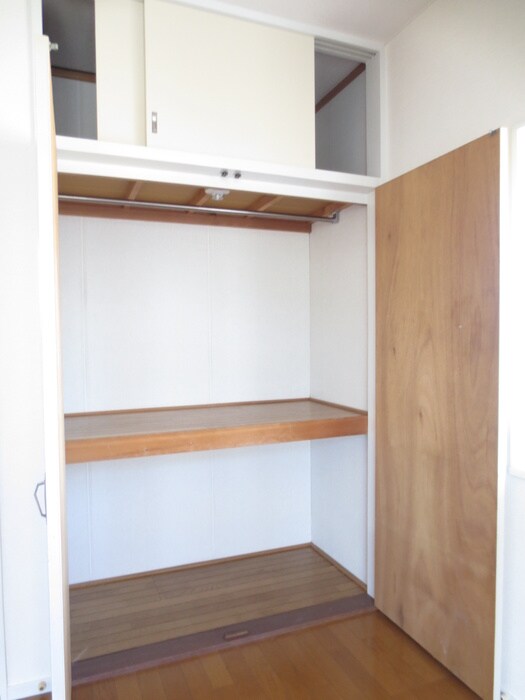 物件内観写真15　(収納)