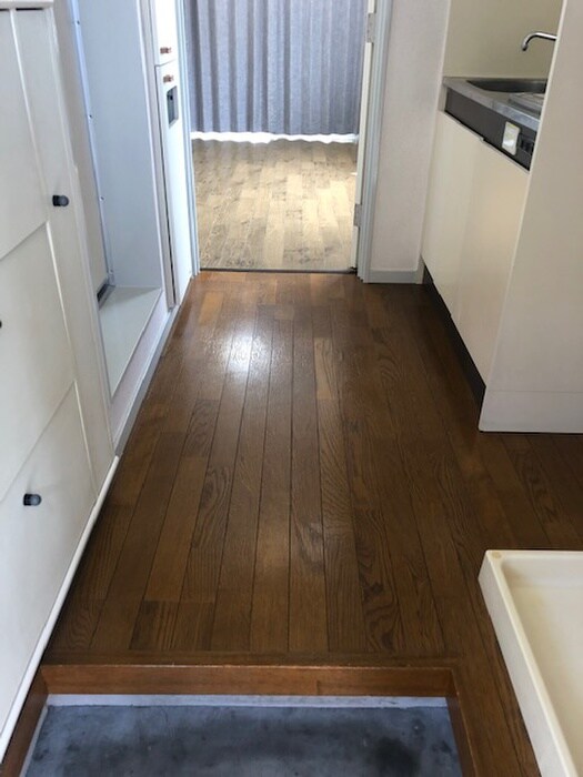 物件内観写真18　(廊下)