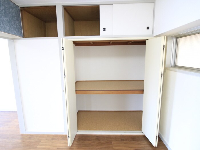 物件内観写真15　(収納)