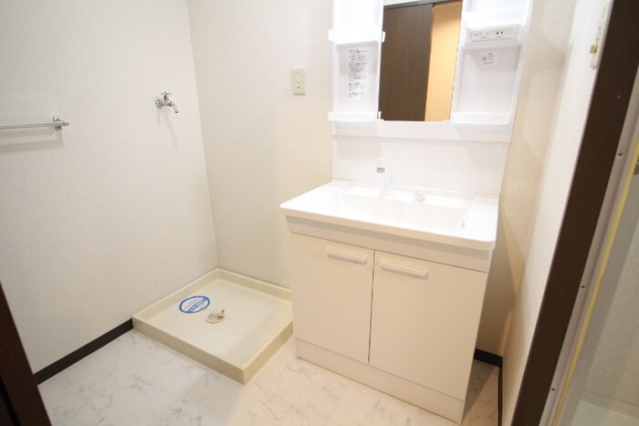 物件内観写真12　(洗面)