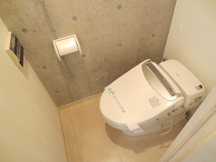 物件内観写真14　(トイレ)