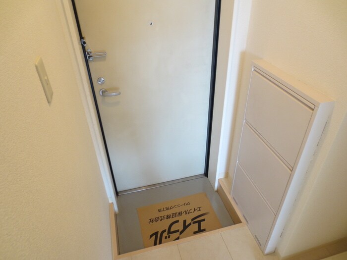 物件内観写真15　(玄関)