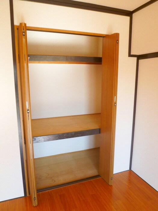 物件内観写真11　(収納)