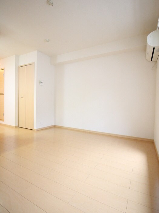 物件内観写真21　(居室)