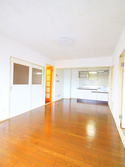 物件内観写真12　(廊下)