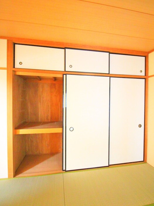 物件内観写真18　(収納)