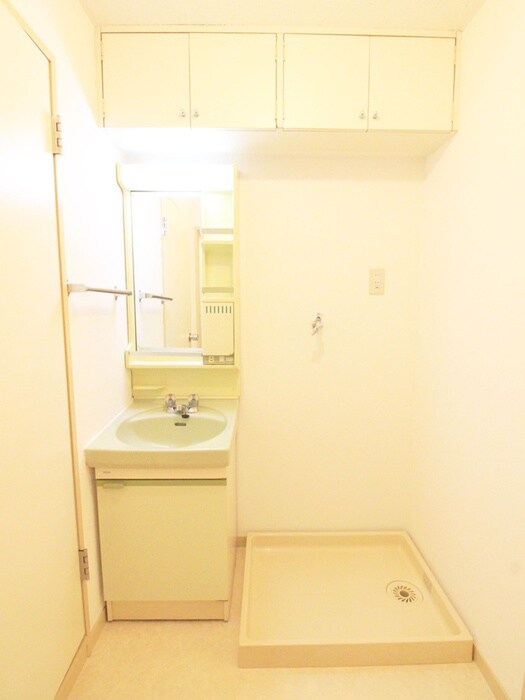 物件内観写真19　(洗濯機置場)