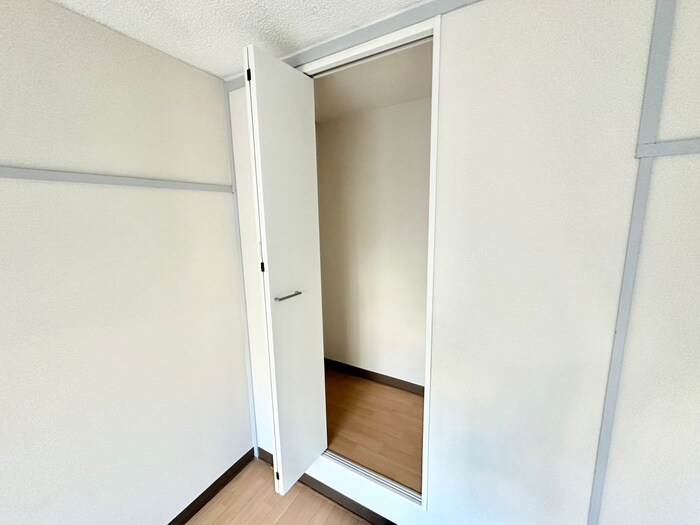 物件内観写真21　(収納)
