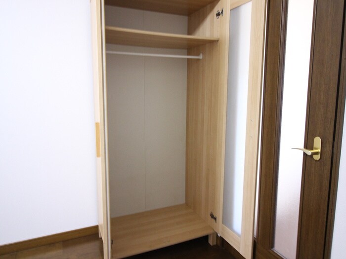 物件内観写真10　(収納)