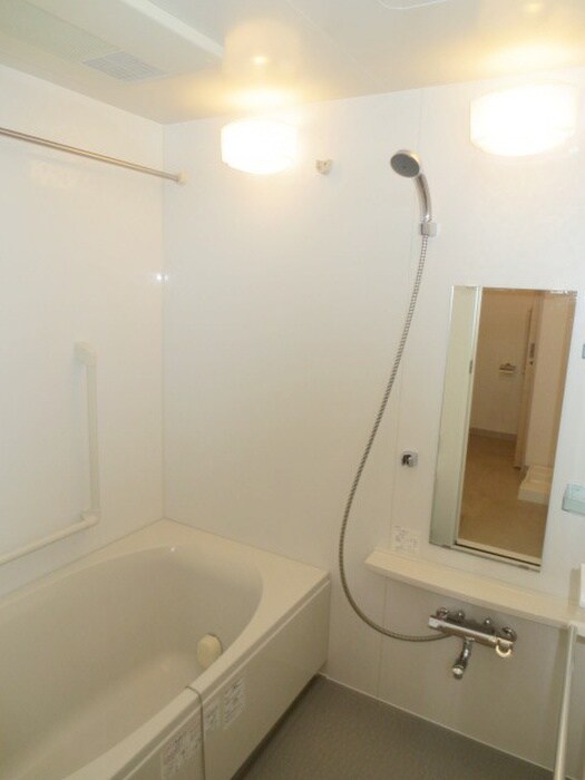 物件内観写真11　(バス／シャワールーム等)