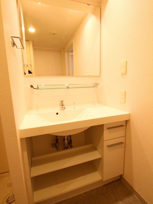 物件内観写真15　(洗面)