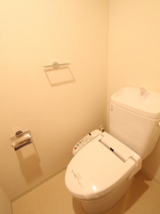 物件内観写真15　(トイレ)