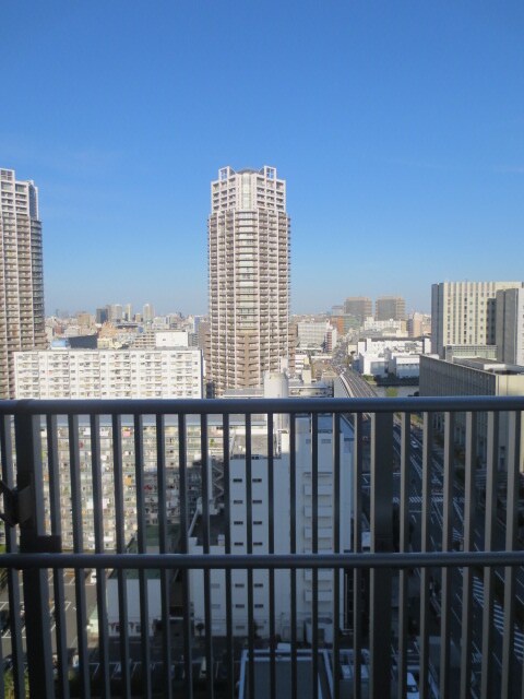 物件内観写真16　(室内からの展望)