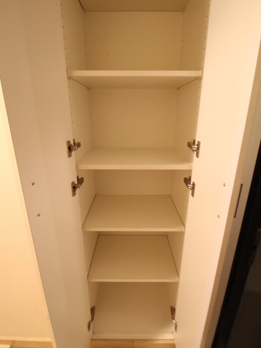 物件内観写真16　(収納)