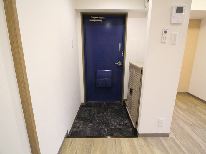 物件内観写真15　(玄関)