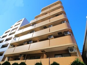 オ－クウッド外観写真
