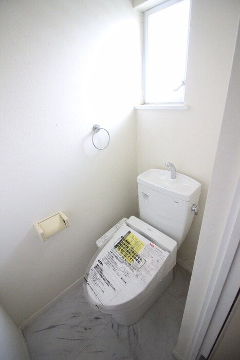 物件内観写真12　(トイレ)