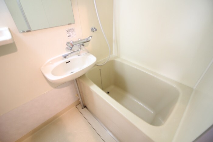 物件内観写真10　(バス／シャワールーム等)