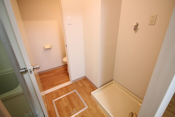 物件内観写真16　(内観写真)