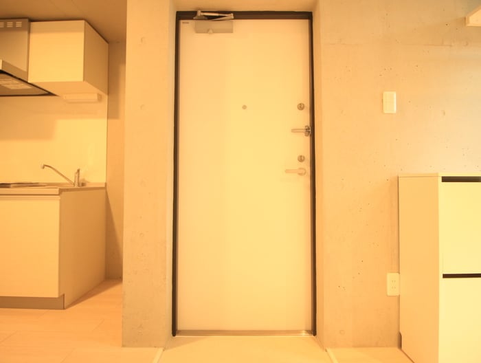 物件内観写真14　(玄関)