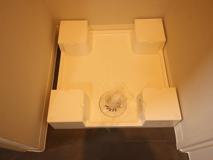 物件内観写真14　(洗濯機置場)