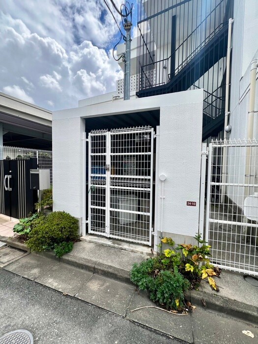 物件外観写真5　(建物設備)