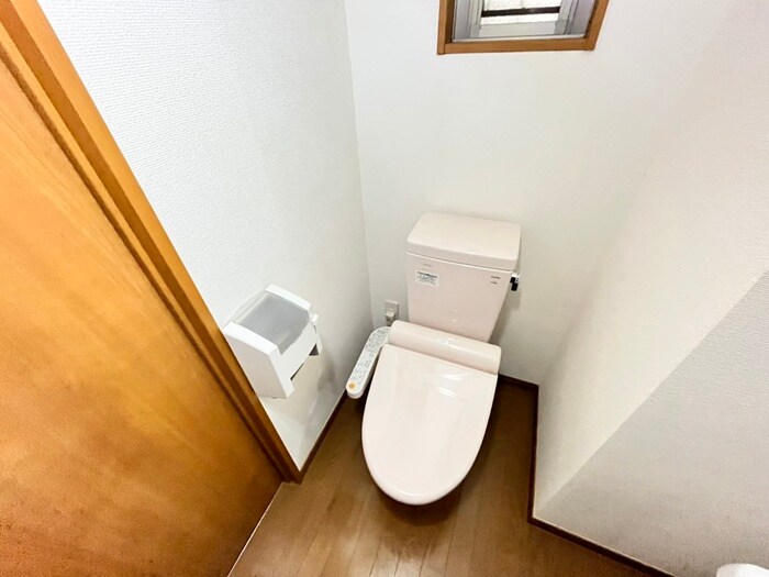 物件内観写真16　(トイレ)