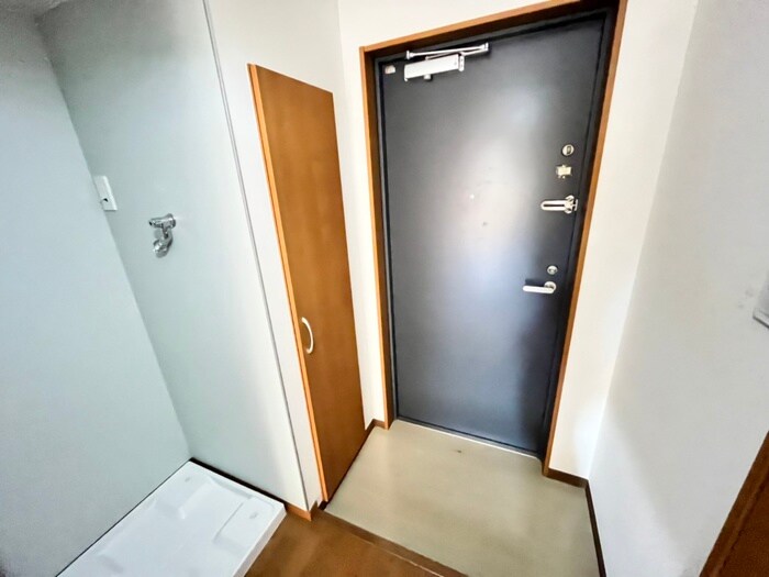 物件内観写真19　(玄関)