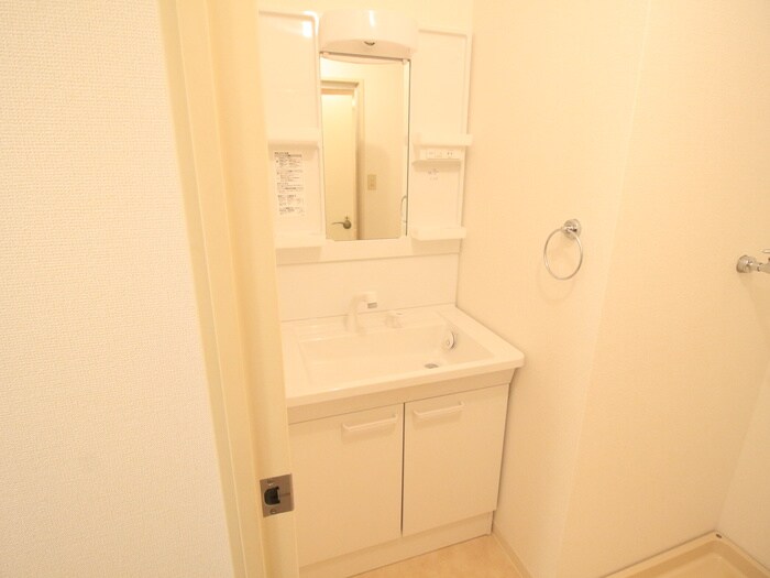 物件内観写真9　(洗面)