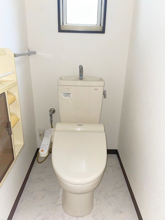 物件内観写真11　(トイレ)