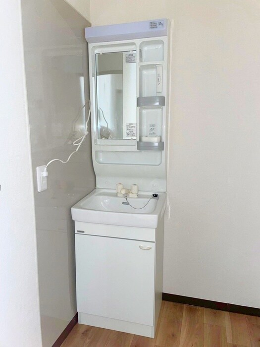 物件内観写真16　(洗面)