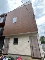 建築中