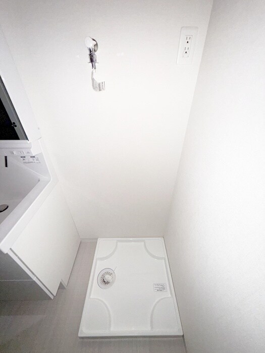 物件内観写真15　(洗濯機置場)