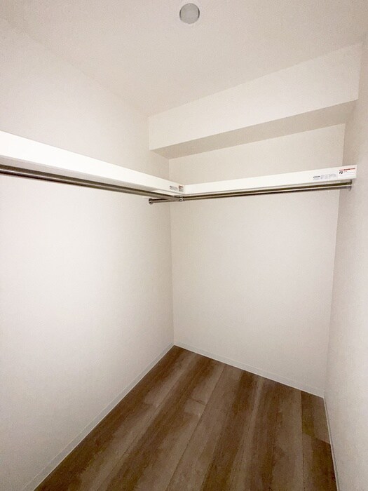 物件内観写真16　(収納)