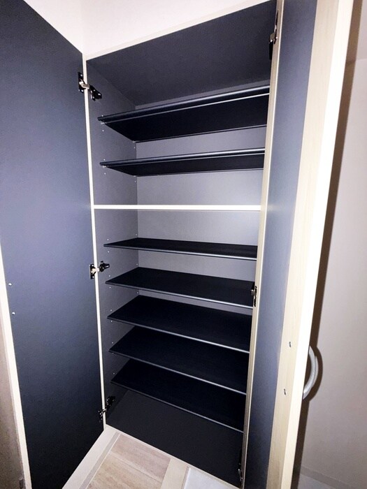 物件内観写真17　(靴箱)