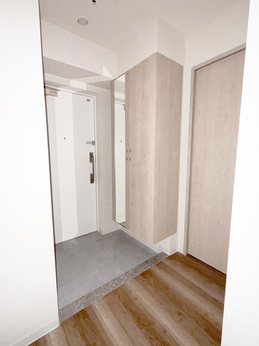 物件内観写真18　(玄関)