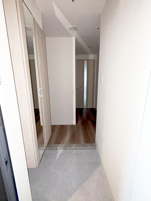 物件内観写真19　(玄関)