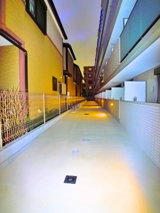 物件外観写真4　(駐輪場)