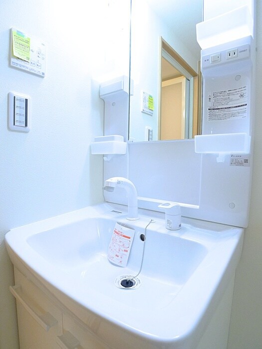 物件内観写真15　(洗面)