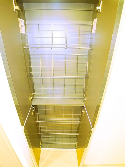 物件内観写真18　(靴箱)