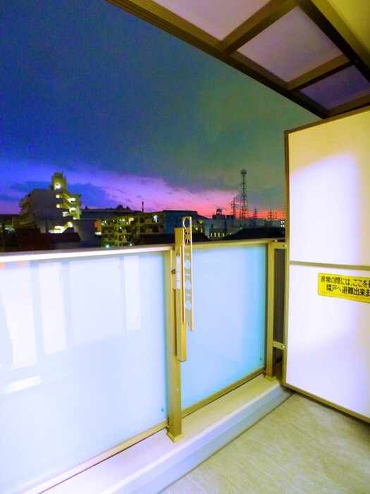 物件内観写真21　(ベランダ・バルコニー)