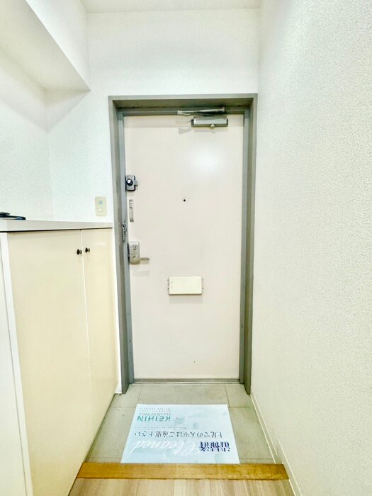 物件内観写真12　(玄関)