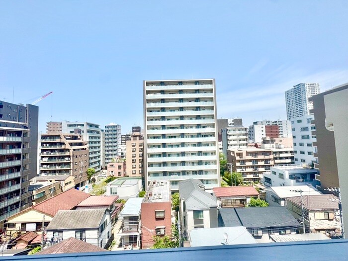 物件内観写真13　(室内からの展望)