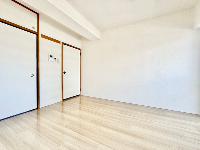 物件内観写真21　(居室)